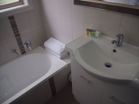 Bertha Street Serviced Apartments - Accommodation BNB 2
