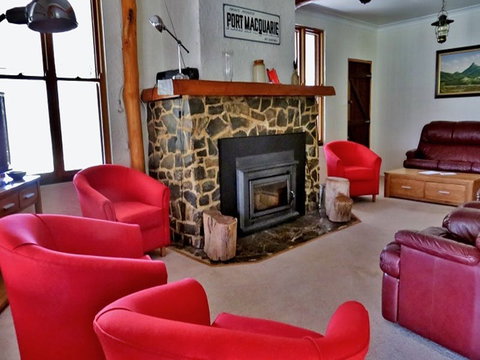 Capertee Homestead - 'Port Macquarie' - Accommodation BNB 3