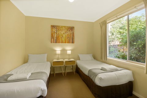 Eagle Heights Holiday Units - Scenic Unit - Accommodation BNB 3