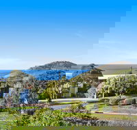 Highview - Panormaic Views Across Encounter Bay - Accommodation BNB