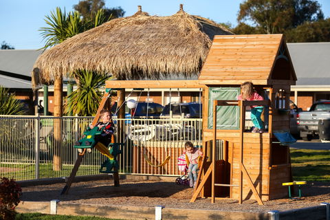 Howlong Country Golf Club Motel - Accommodation BNB 2