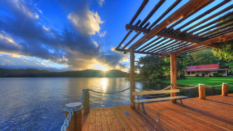 Secrets On The Lake - Accommodation BNB 7