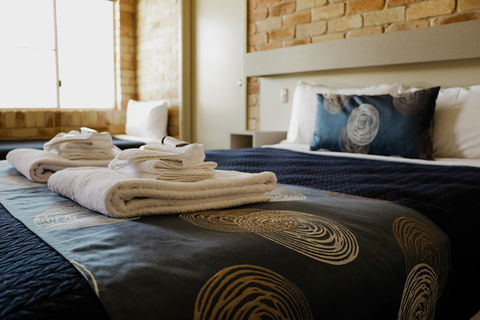 The Australian Hotel Motel - Accommodation BNB 1