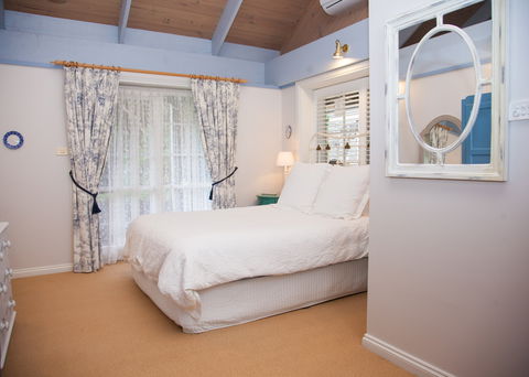 The Studio & The Barn - Accommodation BNB 3