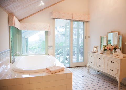 The Studio & The Barn - Accommodation BNB 6
