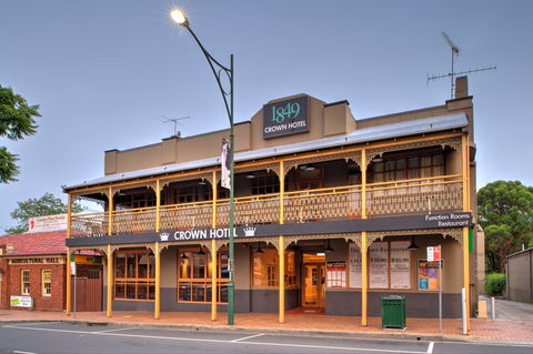 The Crown Hotel Motel - Accommodation BNB 0