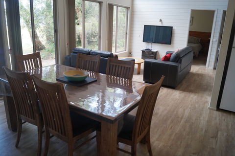 Waterfront Retreat At Wattle Point - Accommodation BNB 7