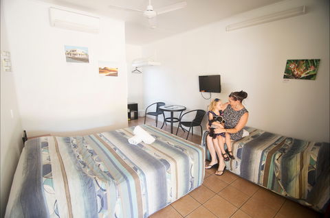 Cool Palms Motel Mackay - Accommodation BNB 2