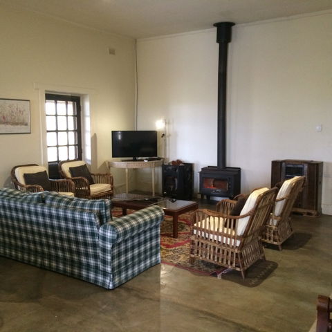 Little Paddock Homestead - Accommodation BNB 2