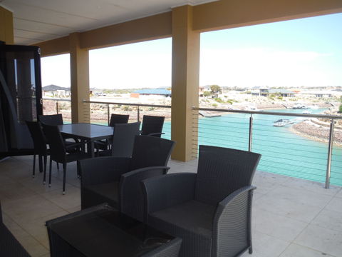 Stately Waters - Accommodation BNB 0