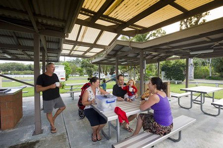 Ferry Reserve Holiday Park - Accommodation BNB 3