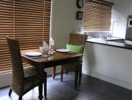 Camellia Court - Accommodation BNB 4
