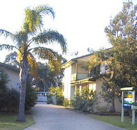 Avalon Holiday Units - Accommodation BNB