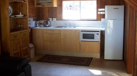 Jarrah Glen Cabins - Accommodation BNB 1