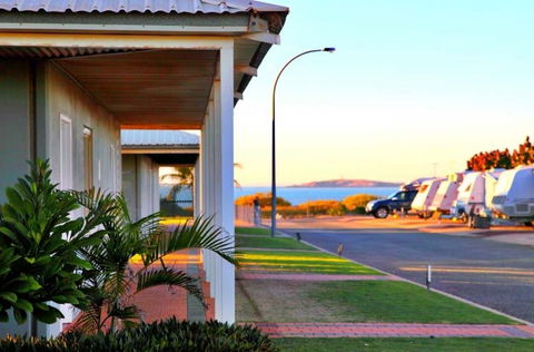 The Cove Holiday Village - Accommodation BNB 2