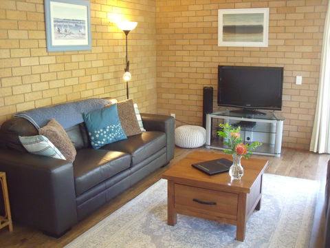 Beachcomber Apartments - Accommodation BNB 0