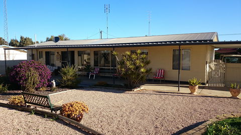 Cornwall House - Accommodation BNB 0