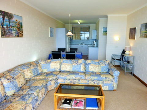 Dolphins 9 - Accommodation BNB 1