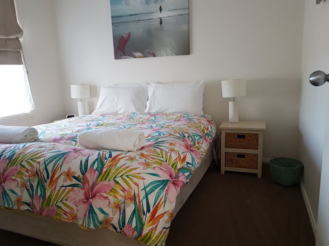 Frangipani Cottage - Accommodation BNB 2