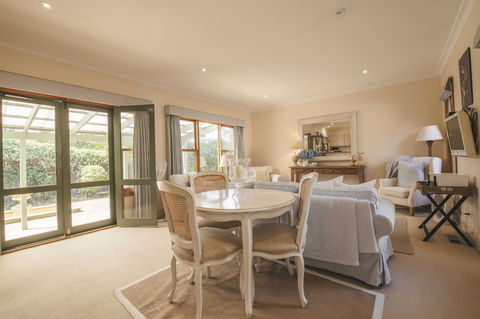 Magnolia Cottage - Accommodation BNB 2