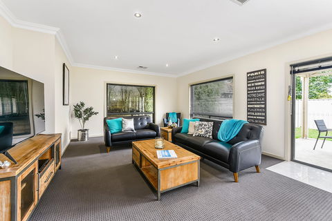 Mount Gambier Apartments - Accommodation On Lansell 1 - Accommodation BNB 2