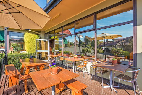 Village Family Motor Inn - Accommodation BNB 1