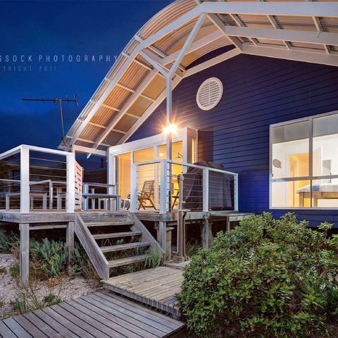 Alchemy On Island Beach - Accommodation BNB 0