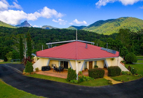 A View Of Mount Warning Bed And Breakfast - Accommodation BNB 0