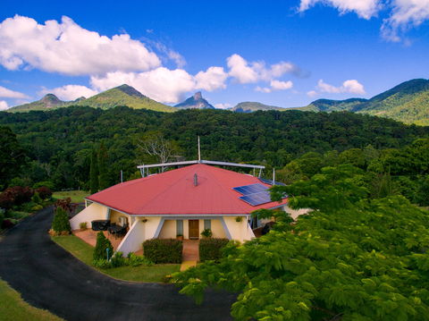 A View Of Mount Warning Bed And Breakfast - Accommodation BNB 1