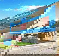 Bayreach Three - Accommodation BNB