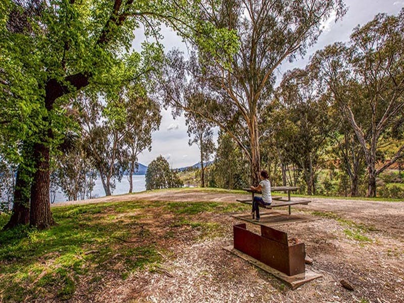 Blowering NSW Accommodation BNB