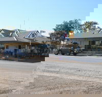 Lyndhurst Hotel Roadhouse Motel  Caravan Park - Accommodation BNB