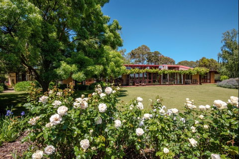 Mulberry Lodge  Country Retreat - Accommodation BNB 1