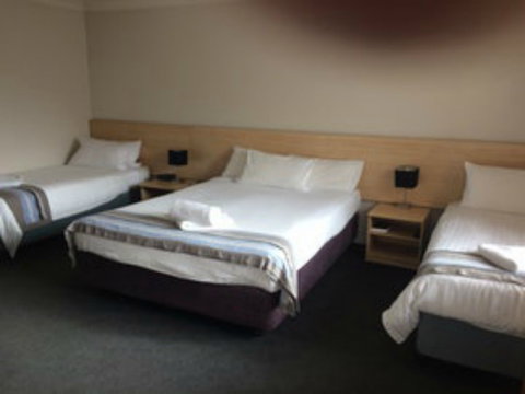 Red Cedar Motel: Muswellbrook - Accommodation BNB 0