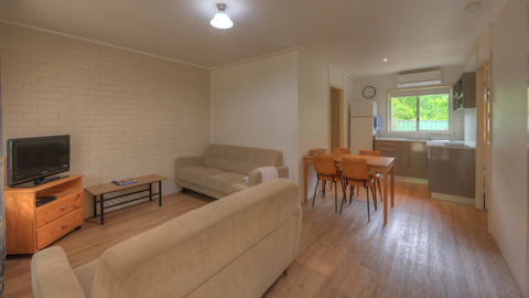 Restaway Holiday Units - Accommodation BNB 1