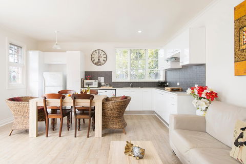 Rose Cottage - Accommodation BNB 1