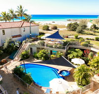 Sandcastles on Currumbin Beach - Accommodation BNB