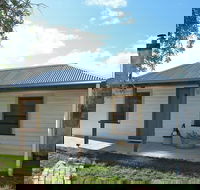 Stable Cottage - Accommodation BNB