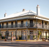 The Family Hotel Maitland - Accommodation BNB