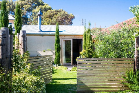 Trader Jack's - Accommodation BNB 1