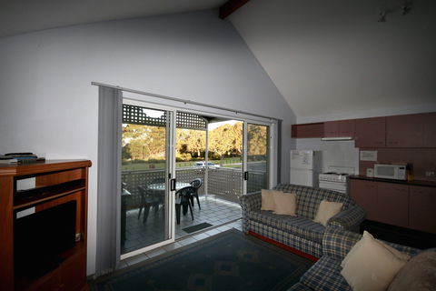 Views, Ammenity And Easy Bay Lifestyle - Accommodation BNB 0