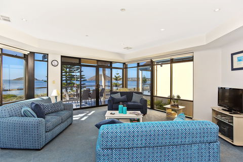 63 Franklin Parade - Accommodation BNB 2