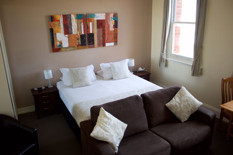 Balcony On Sixth Lodge - Accommodation BNB 2