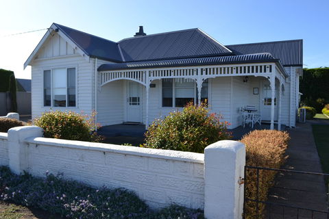 Calgary Accommodation & Killara Accommodation - Accommodation BNB 0