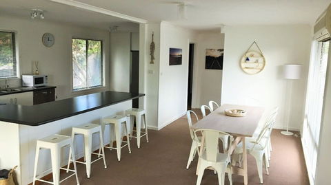 Catching Waves - Accommodation BNB 2