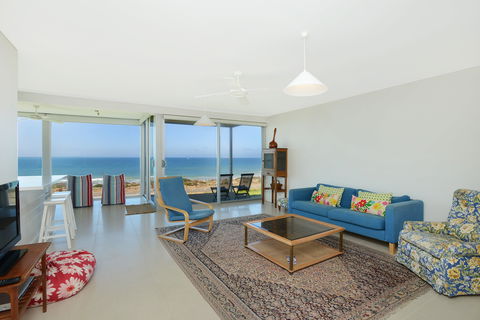 Chiton On The Rocks - Breathtaking Panoramic Coastal Views - Accommodation BNB 2