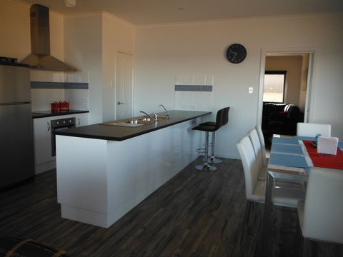 Coastal Getaway - Accommodation BNB 2