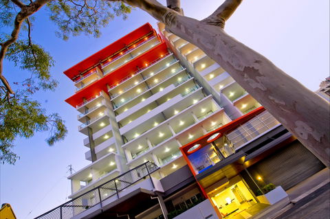 Edge Apartment Hotel - Accommodation BNB 1