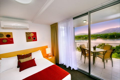 Edge Apartment Hotel - Accommodation BNB 2