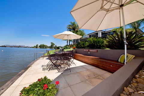 Edgewater Mulwala - Accommodation BNB 0